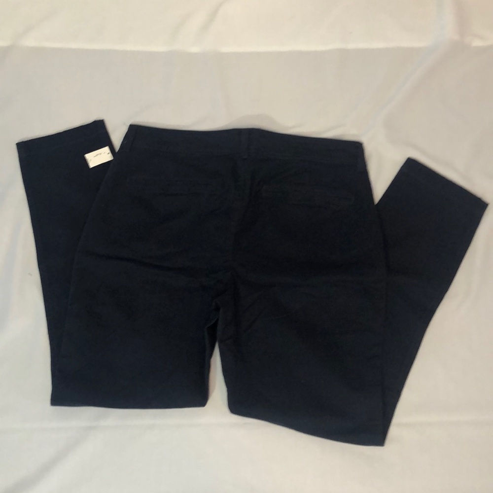 Old Navy Skiny pants - Picture 2 of 7